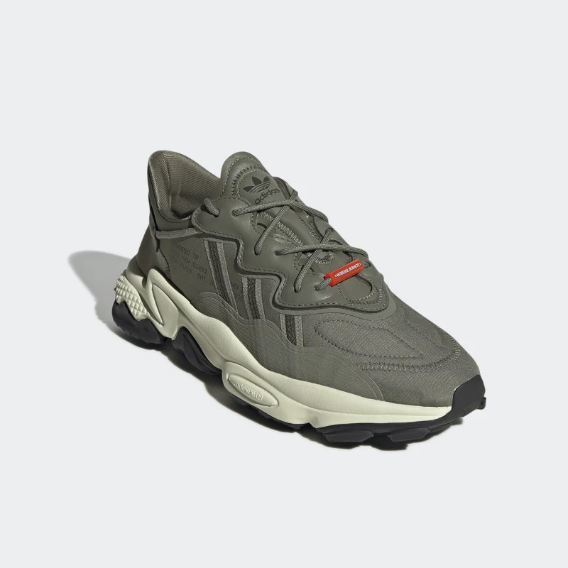 SEPATU SNEAKERS ADIDAS Originals Ozweego tr