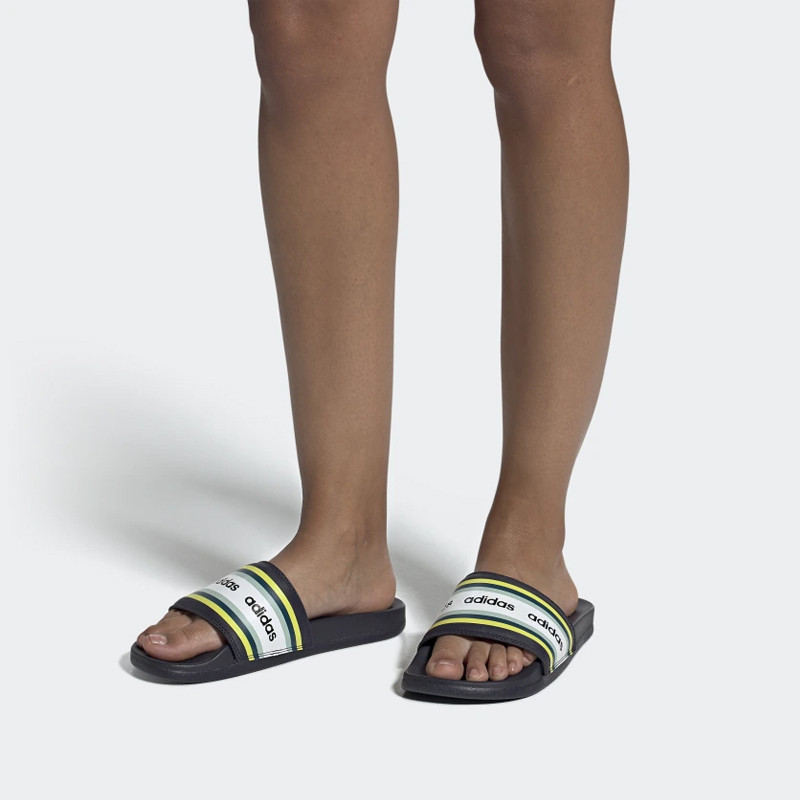 Wmns Adilette Comfort Slides foto 2