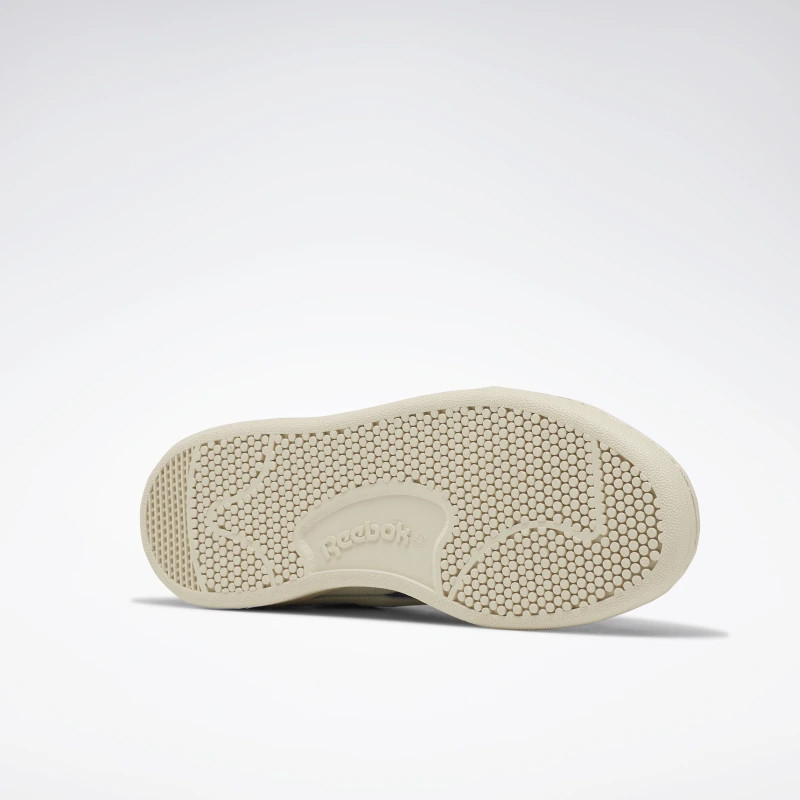 SEPATU SNEAKERS REEBOK NPC UK