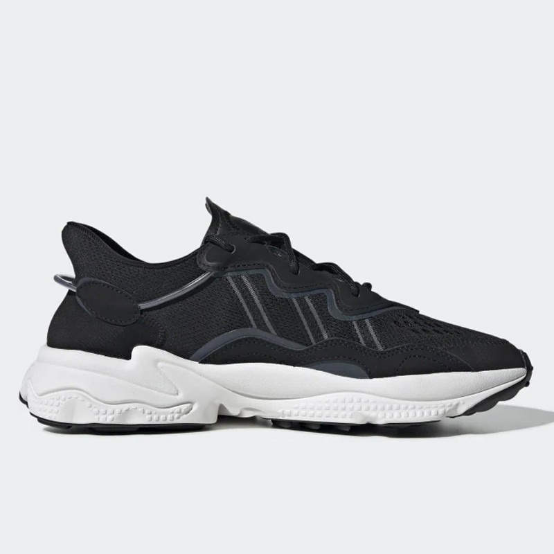 SEPATU SNEAKERS ADIDAS Ozweego
