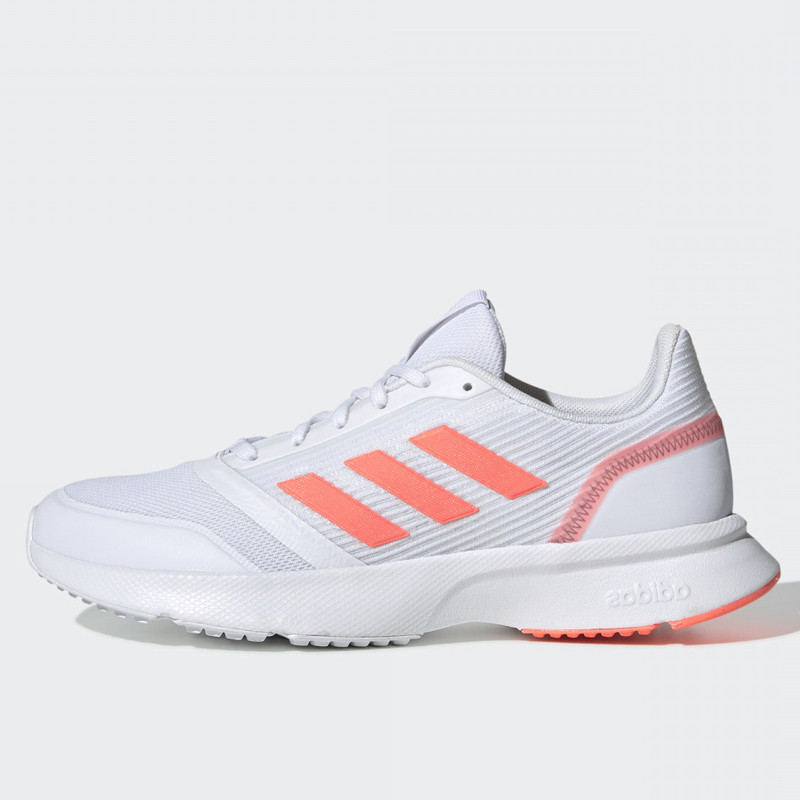 SEPATU LARI ADIDAS Wmns Nova Flow