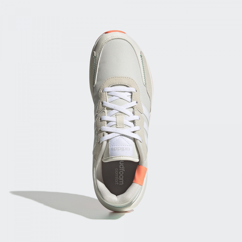 SEPATU LARI ADIDAS Wmns Retrorun