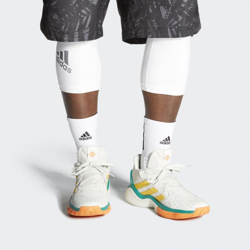 SEPATU BASKET ADIDAS Harden Stepback