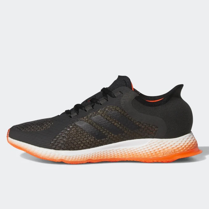 SEPATU LARI ADIDAS Wmns Focus Breathein