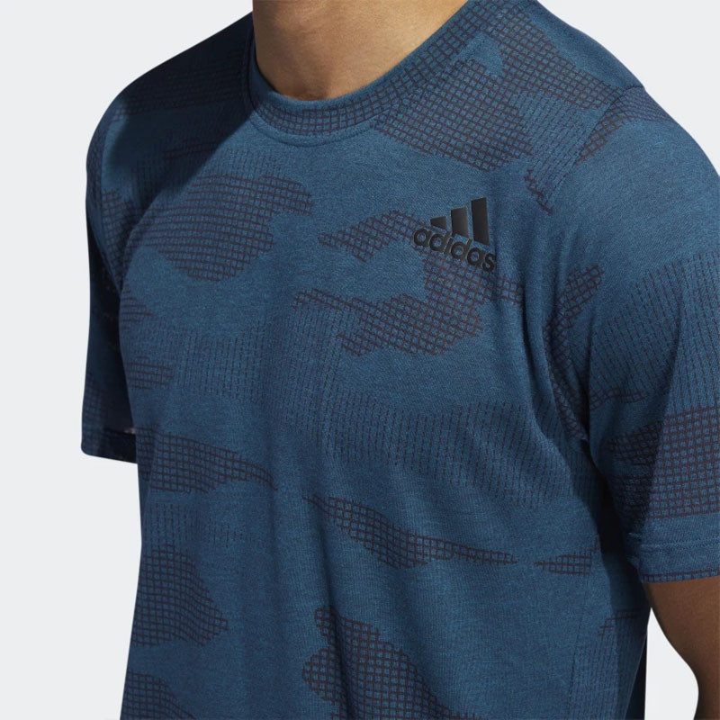BAJU TRAINING ADIDAS Freelift Camo Burnout Tee