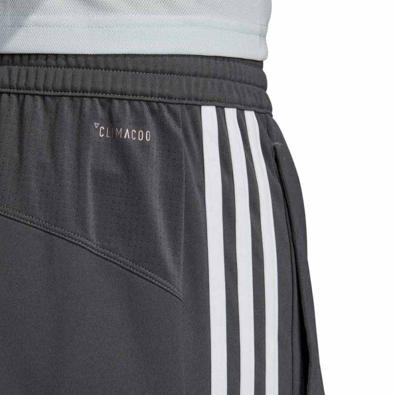 CELANA TRAINING ADIDAS Design 2 Move Climacool 3-Stripes Training Shorts