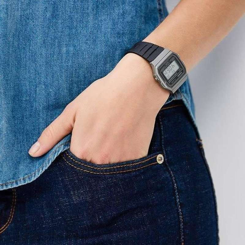 JAM TANGAN  CASIO Digital Classic Resin Band