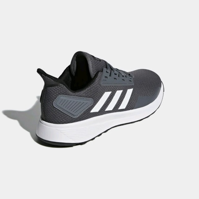 SEPATU LARI ADIDAS Duramo 9
