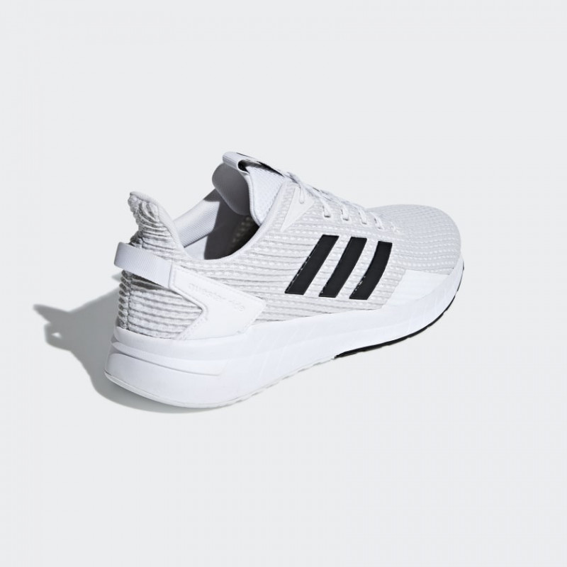 SEPATU LARI ADIDAS Questar Ride