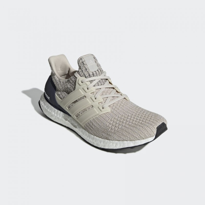 SEPATU LARI ADIDAS Ultraboost