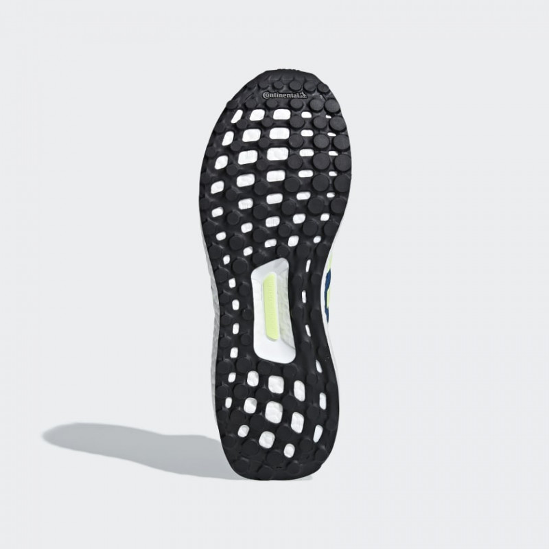 SEPATU LARI ADIDAS Ultraboost