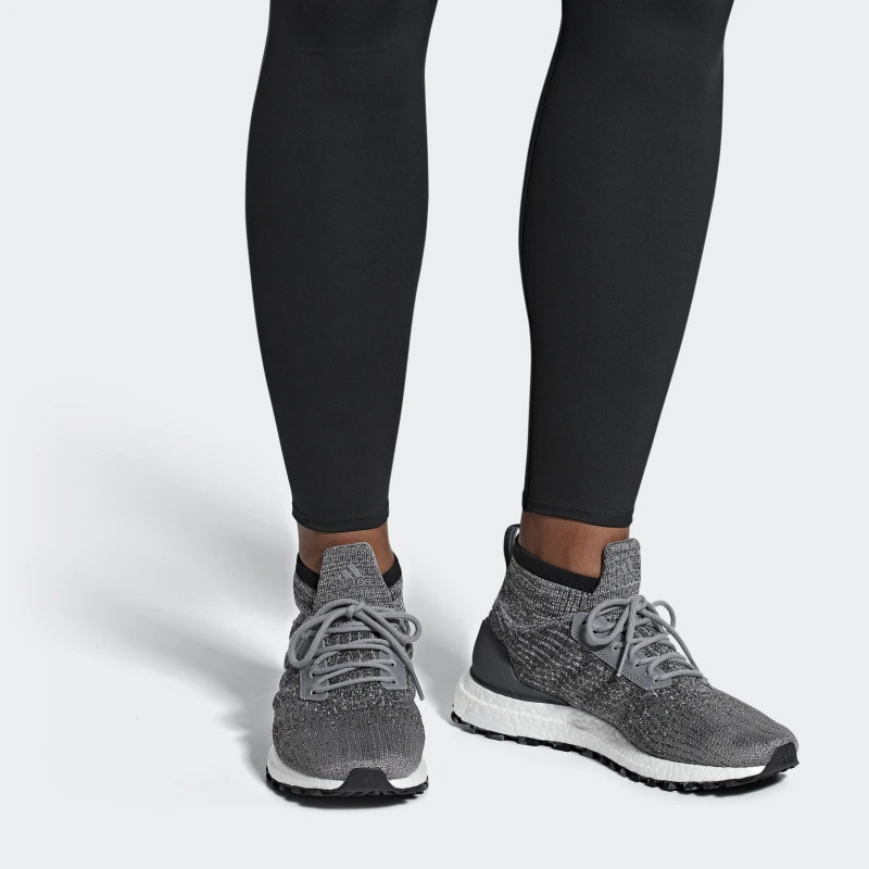 SEPATU LARI ADIDAS Ultraboost All Terrain