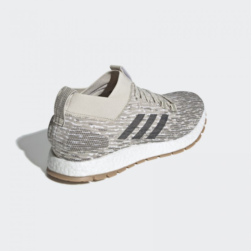 SEPATU LARI ADIDAS Pureboost RBL