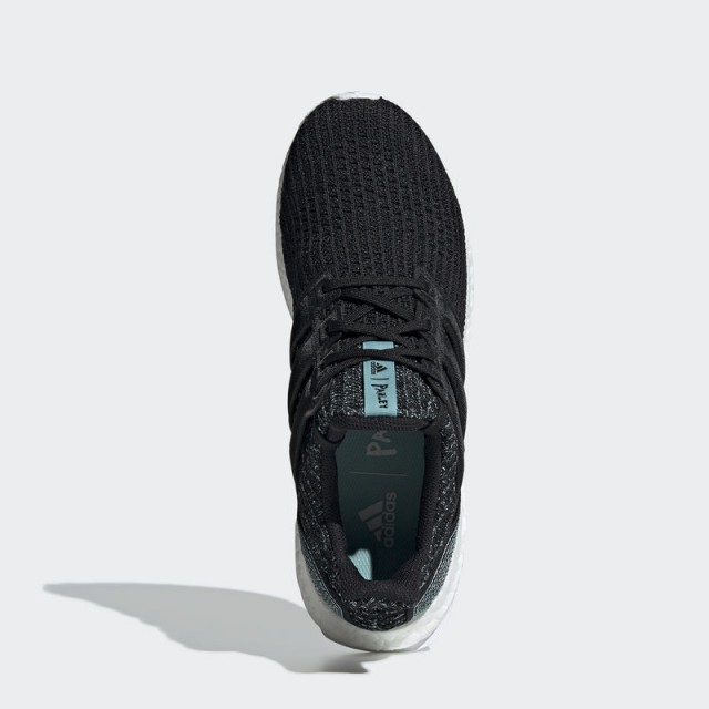 SEPATU LARI ADIDAS Ultraboost Parley