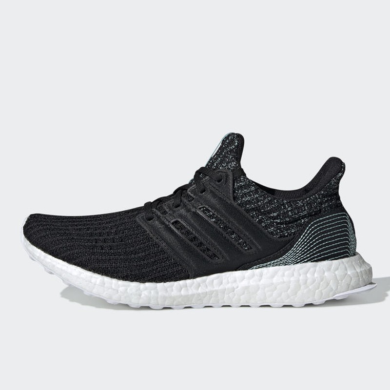 SEPATU LARI ADIDAS Wmns Ultraboost Parley