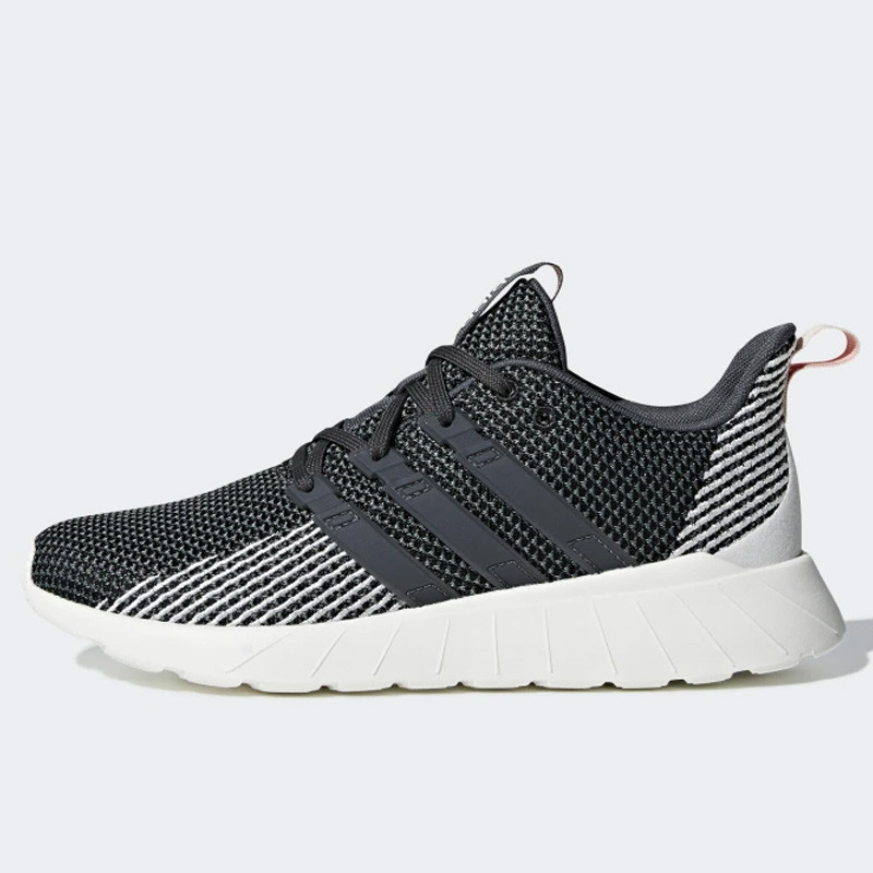 SEPATU SNEAKERS ADIDAS Wmns Questar Flow