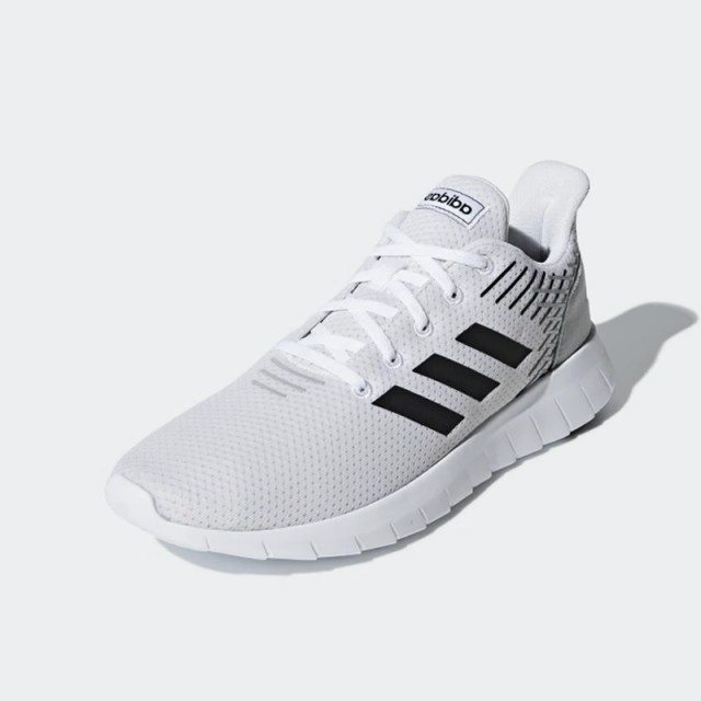 SEPATU LARI ADIDAS Asweerun