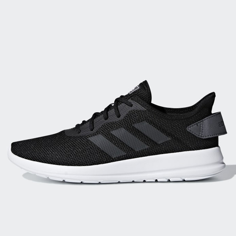 SEPATU TRAINING ADIDAS Wmns Yatra