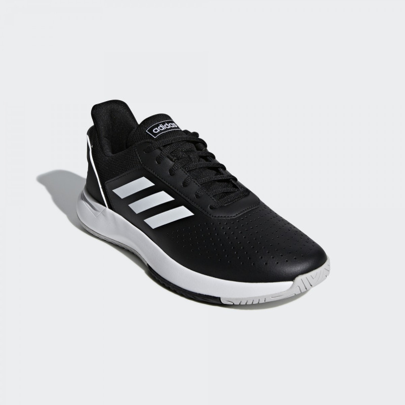 SEPATU TENNIS ADIDAS Courtsmash