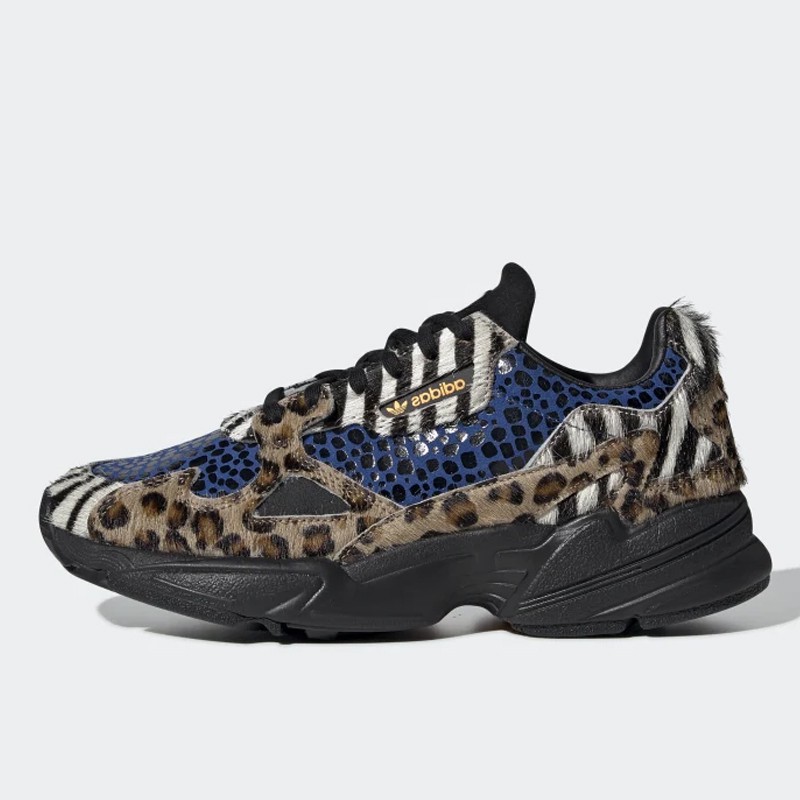 SEPATU SNEAKERS ADIDAS Wmns Falcon