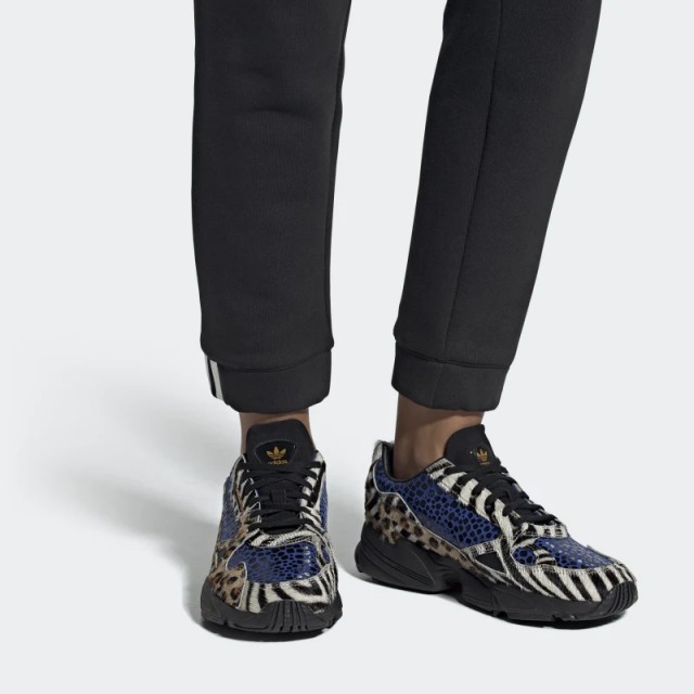 SEPATU SNEAKERS ADIDAS Wmns Falcon
