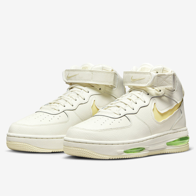 SEPATU SNEAKERS NIKE Air Force 1 Mid Remastered