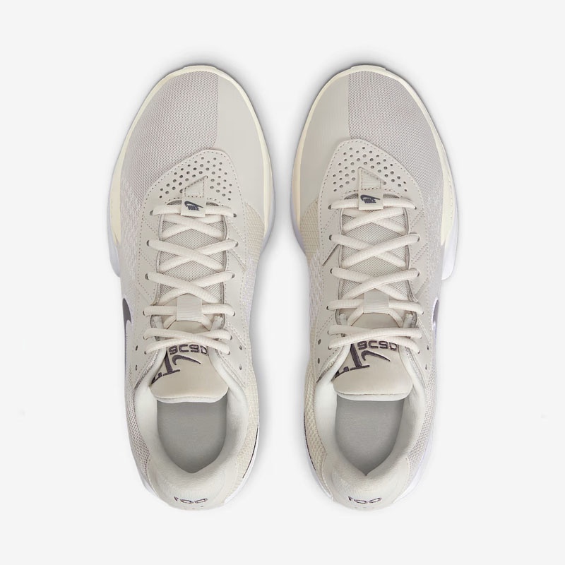 SEPATU BASKET NIKE G.T. Cut Academy EP