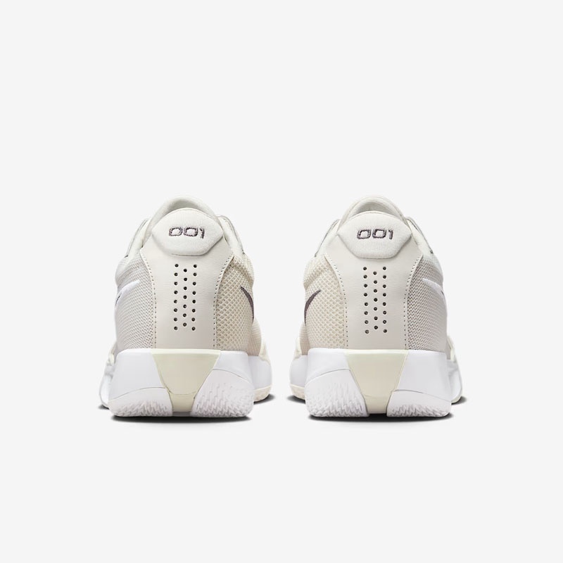 SEPATU BASKET NIKE G.T. Cut Academy EP