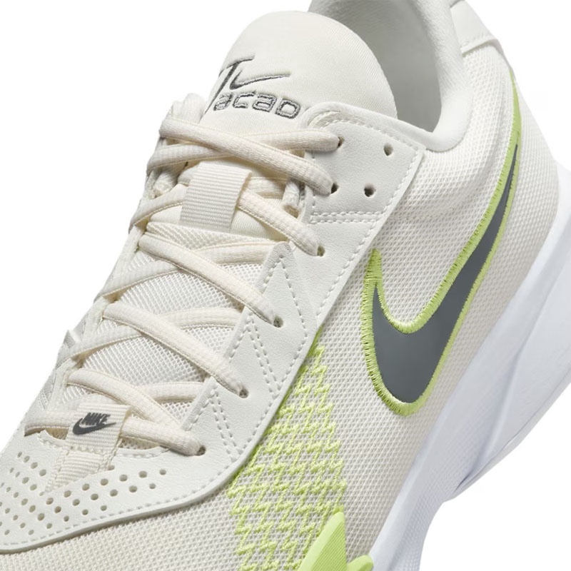 SEPATU BASKET NIKE AIR ZOOM G.T. CUT ACADEMY EP