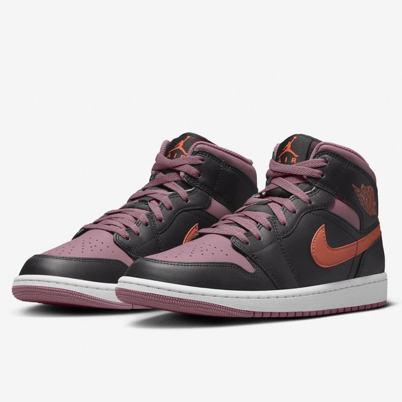 SEPATU BASKET AIR JORDAN AJ 1 Mid SE