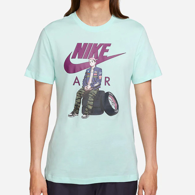 BAJU SNEAKERS NIKE Anime Tee