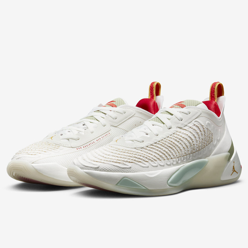SEPATU BASKET AIR JORDAN Luka 1 PF Year of The Rabbit