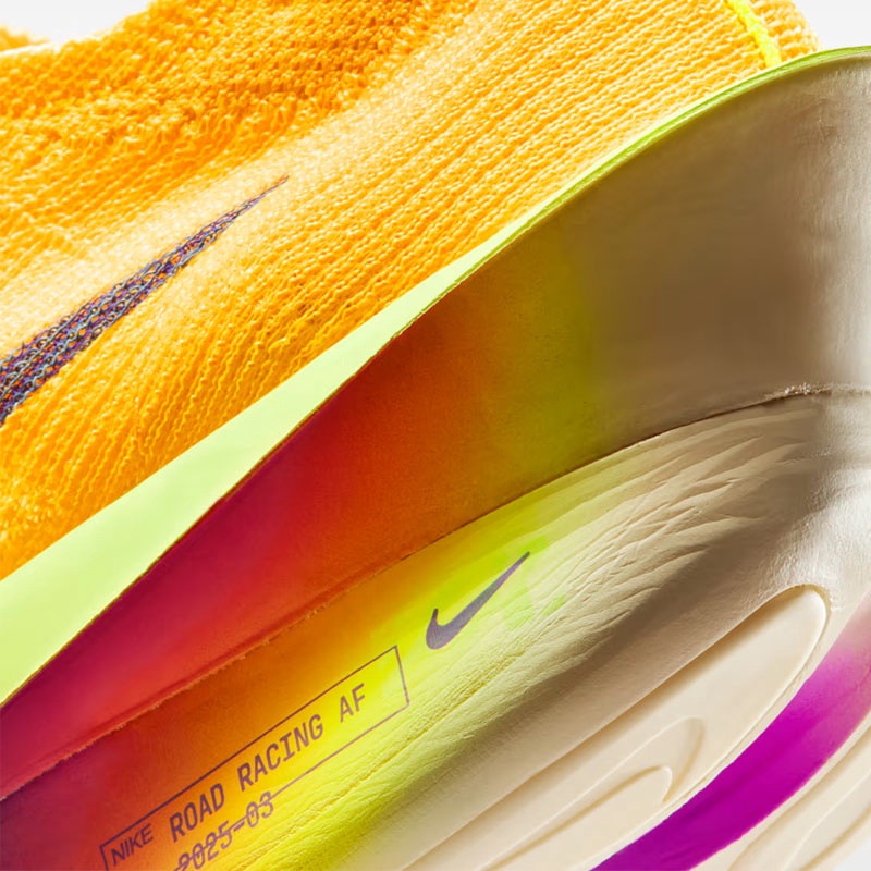 SEPATU LARI NIKE AIR ZOOM ALPHAFLY NEXT 3