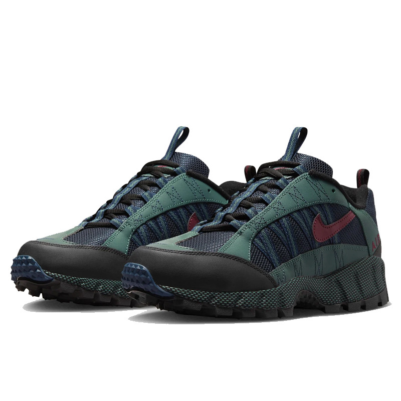 SEPATU SNEAKERS NIKE ACG Air Humara QS