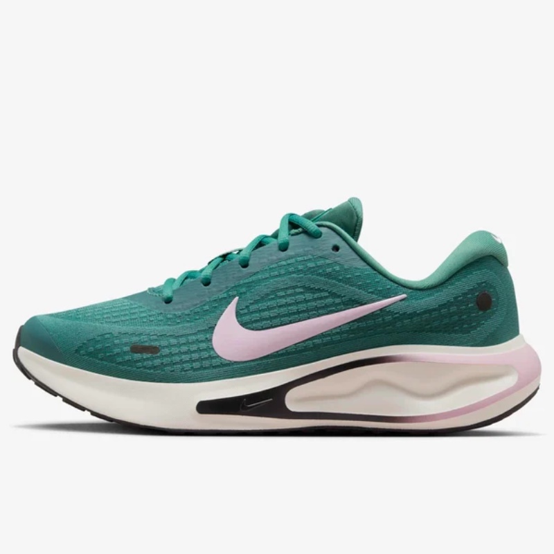 SEPATU LARI NIKE Wmns Journey Run
