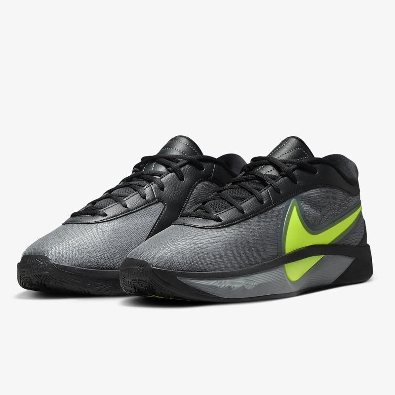 SEPATU BASKET NIKE Zoom Freak 6 EP