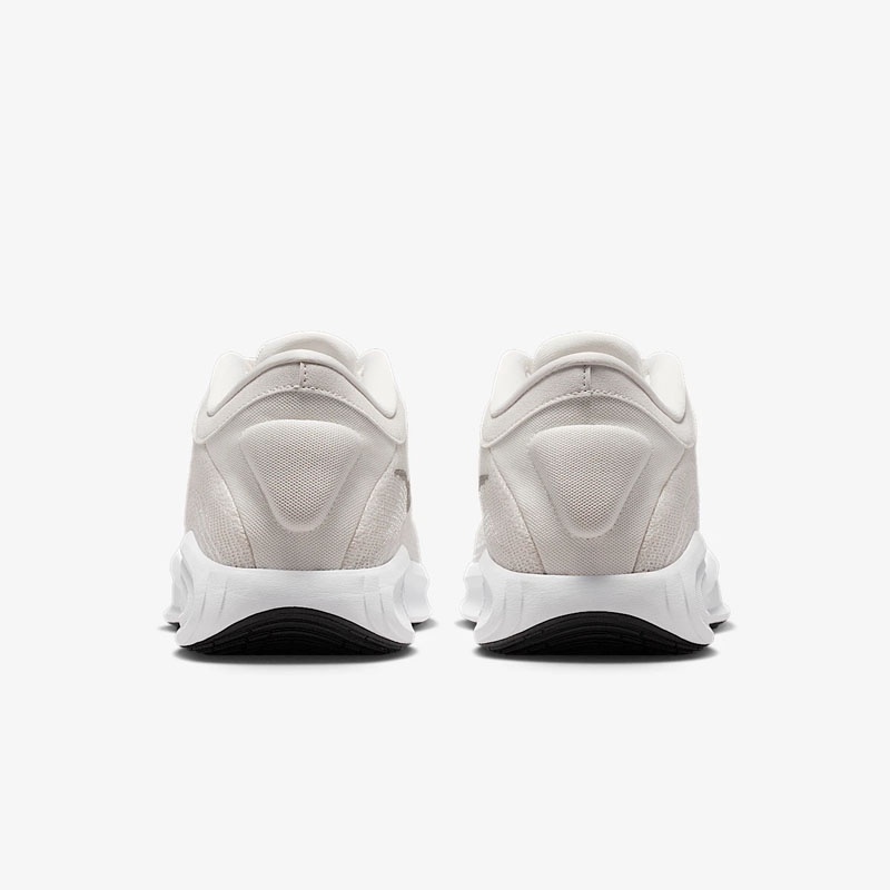 SEPATU BASKET NIKE G.T. HUSTLE ACADEMY