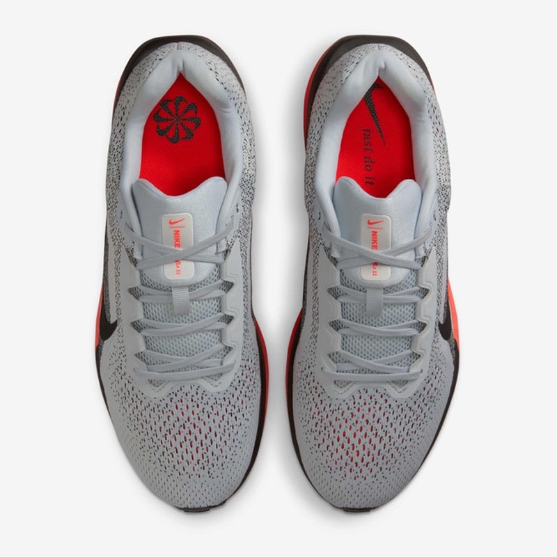 SEPATU LARI NIKE Winflo 11