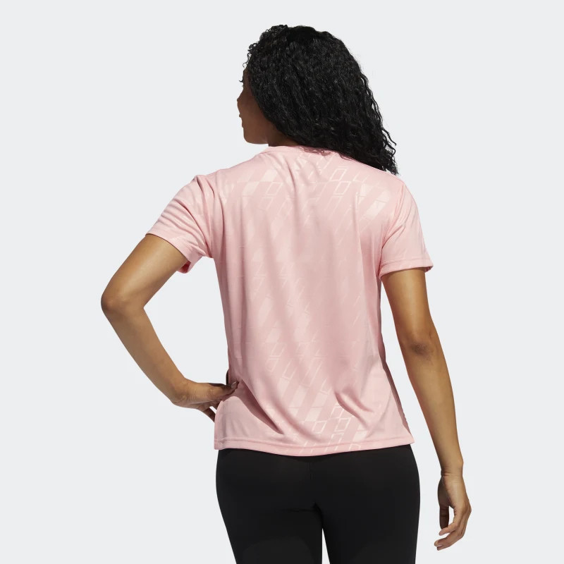 BAJU TRAINING ADIDAS Wmns Badge It Up Tee