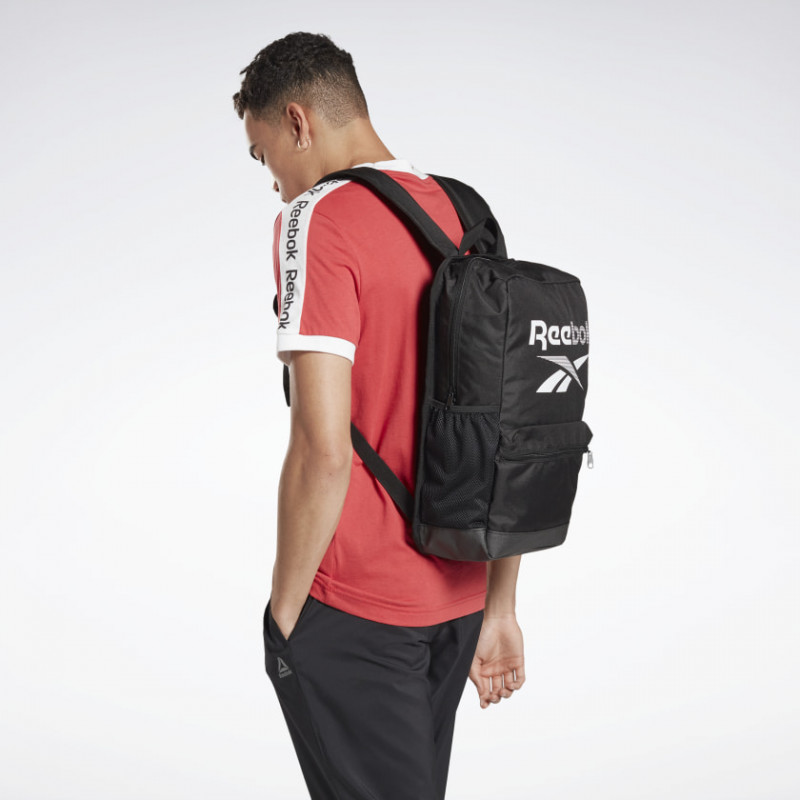 TAS SNEAKERS REEBOK Essentials Backpack Medium