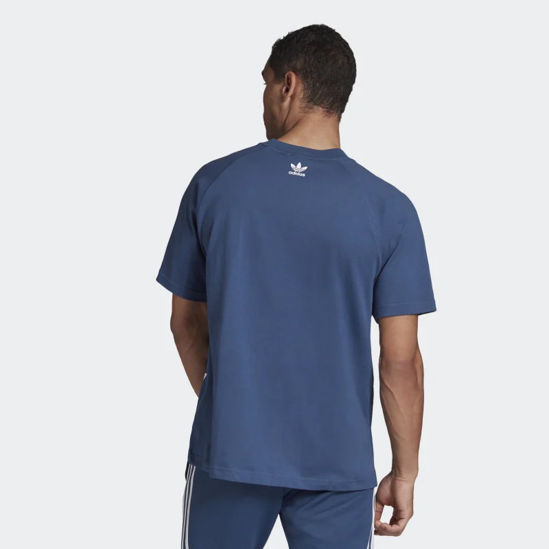 BAJU SNEAKERS ADIDAS Big Trefoil Boxy Tee