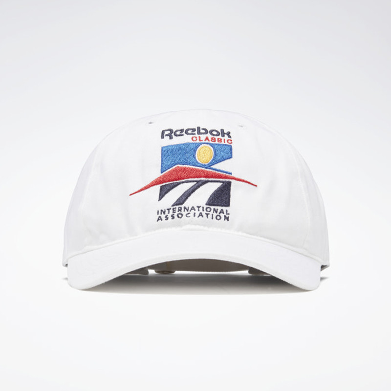 AKSESORIS SNEAKERS REEBOK Classics Graphic International Association Baseball Cap