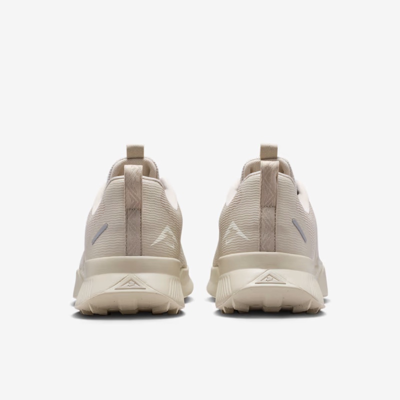 SEPATU TRAIL NIKE Juniper Trail 3