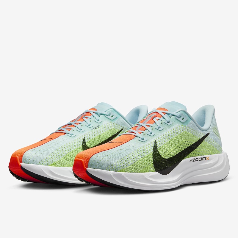 SEPATU LARI NIKE Pegasus Plus