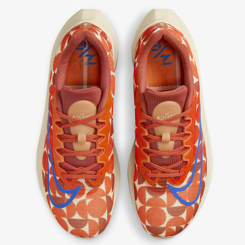 SEPATU LARI NIKE Zoom Fly 5 PRM