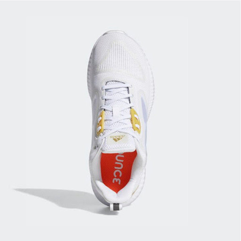 SEPATU LARI ADIDAS Edge Rc 3