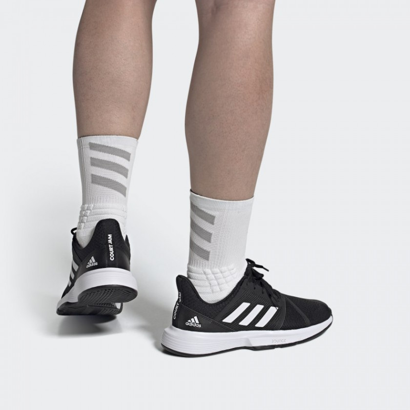 SEPATU TENNIS ADIDAS Courtjam Bounce