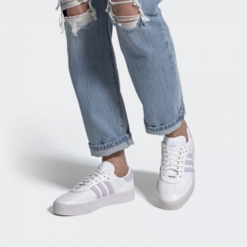 SEPATU SNEAKERS ADIDAS Wmns Sambarose
