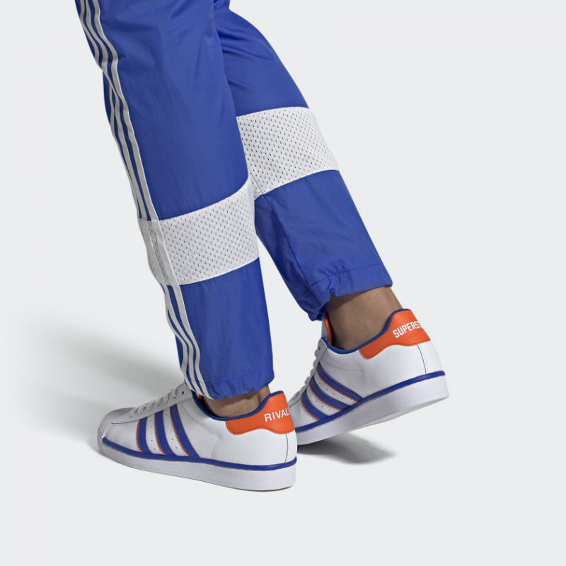 SEPATU SNEAKERS ADIDAS Superstar