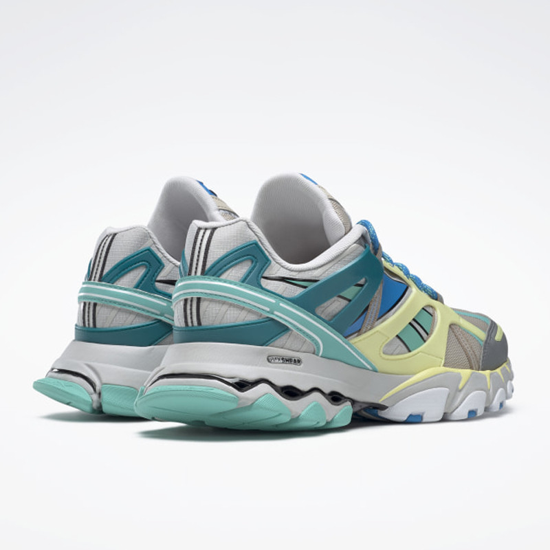 SEPATU LARI REEBOK Dmx Trail Shadow
